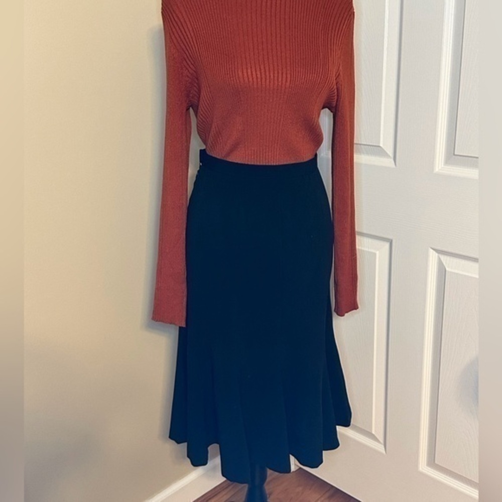 Women’s Focus 2000 Midi Fishtail Skirt Size 14